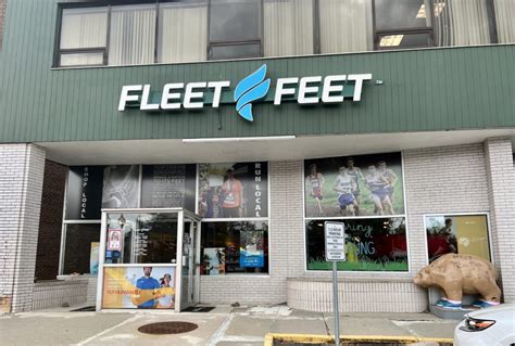 Fleet feet west hartford - Dec 18, 2012 · 6:15pm - 7:15pm | Fleet Feet - Hartford, 1003 Farmington Ave, West Hartford, CT 06107 Running is about a lot more than logging miles and collecting race medals. Running communiti… 